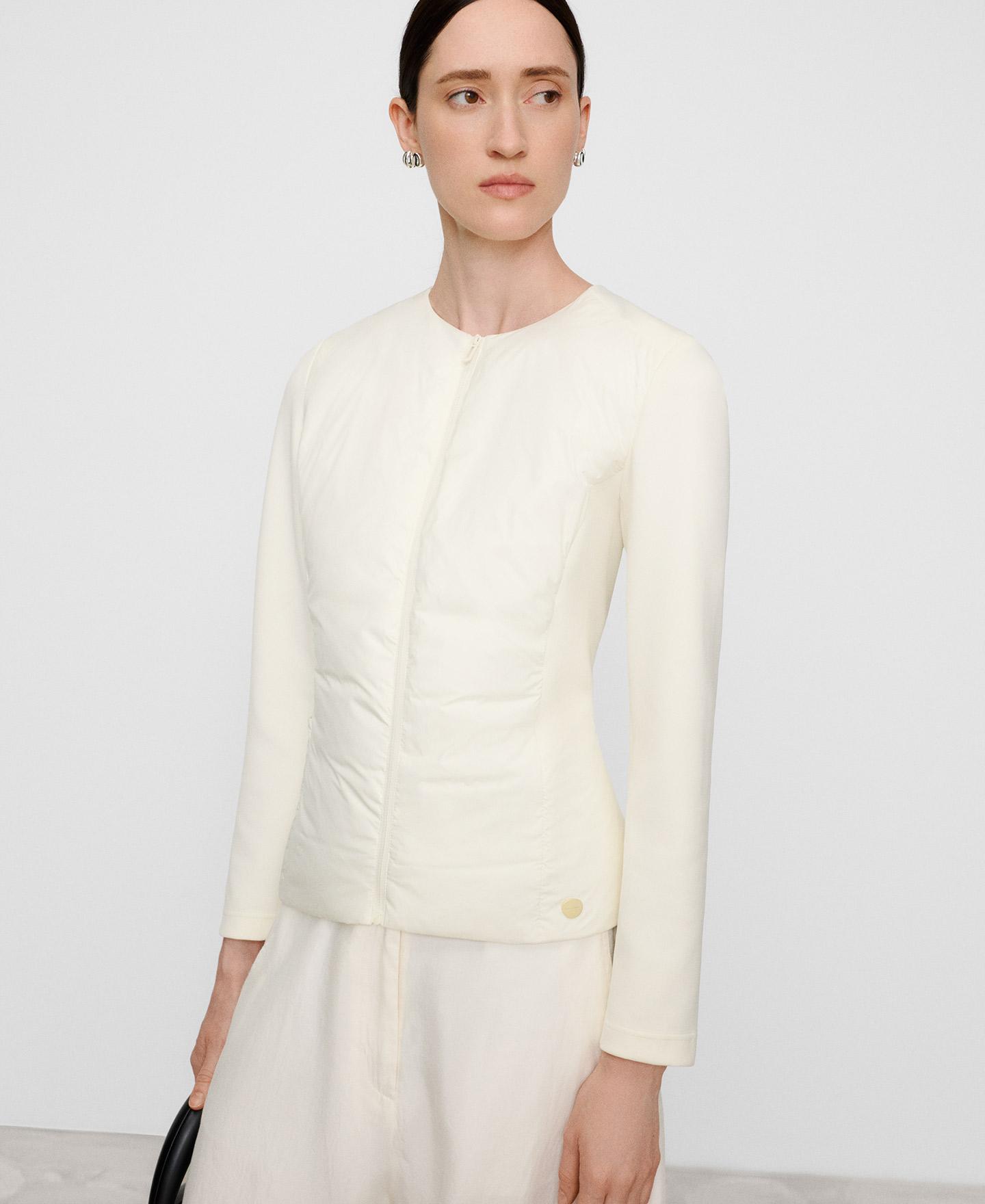 Imagen 1 de Chaqueta de mujer entallada con cuello caja Natural