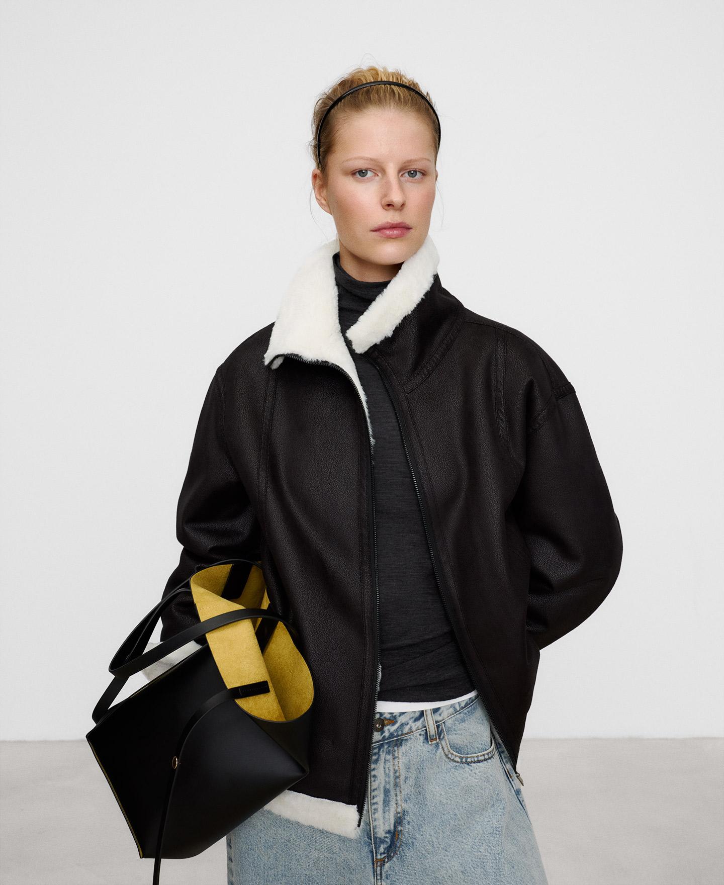 Imagen 1 de Chaqueta de doble faz de mujer en piel no piel Negro
