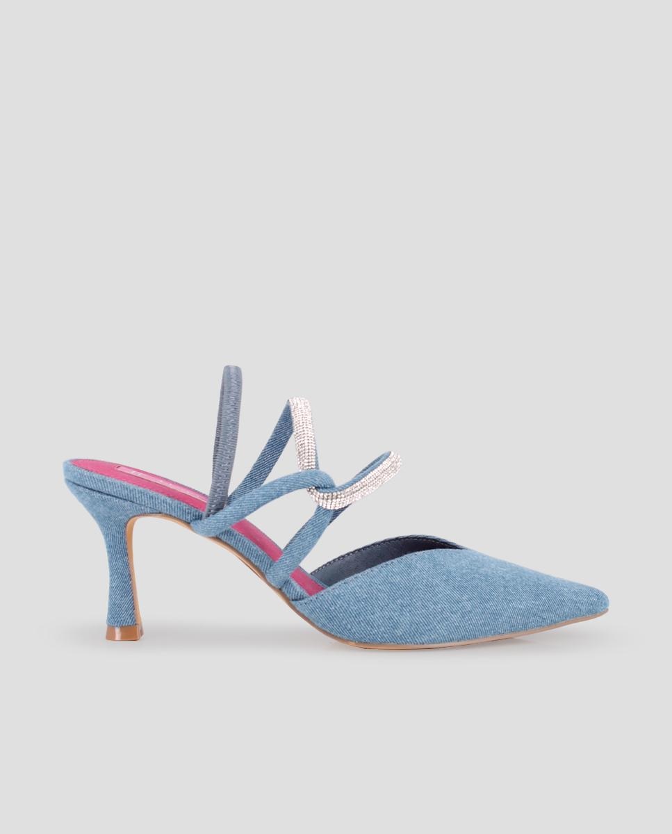 Blogger - Zapatos de salón de mujer destalonados con detalle de pedrería.