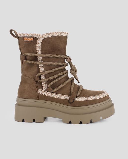Imagen 0 de Botines de mujer estilo esquimal con cierre de cordones