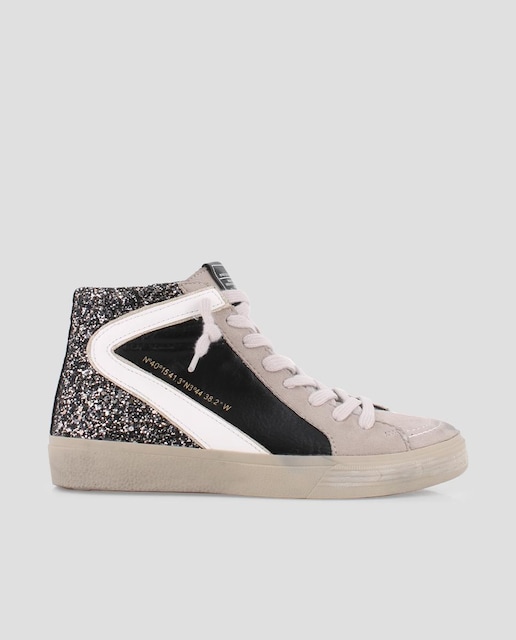 Imagen 0 de Zapatillas altas de mujer con tachuelas y cierre de cordones