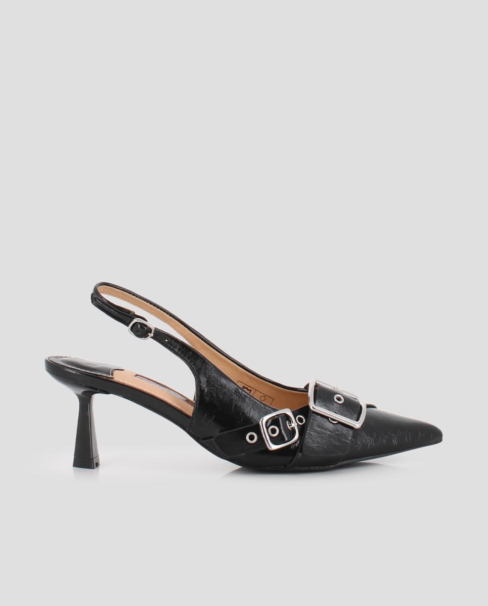 Blogger - Zapatos de salón de mujer destalonados con hebillas.