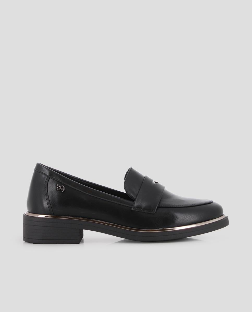 Blogger - Mocasines de mujer con diseño y detalle metálico.