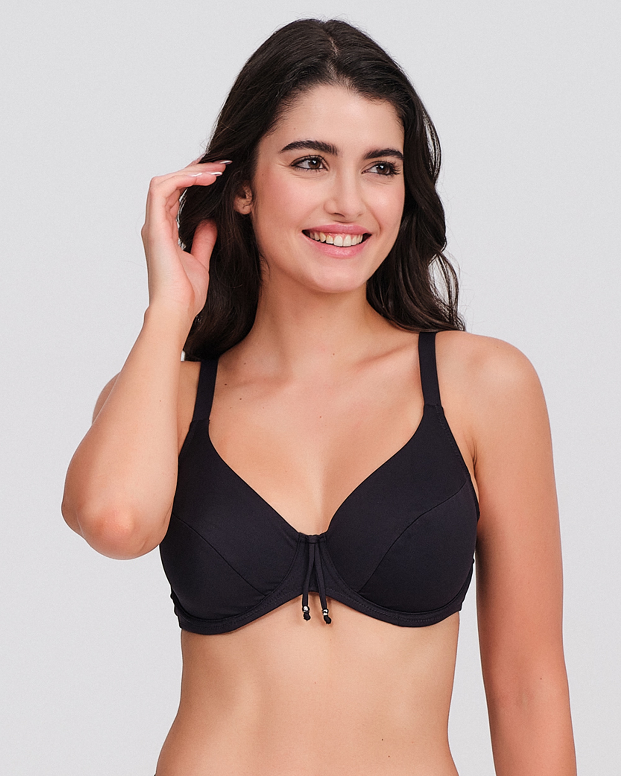 Imagen 0 de Top bikini mujer con copa moldeada y detalle de cordones central Negro