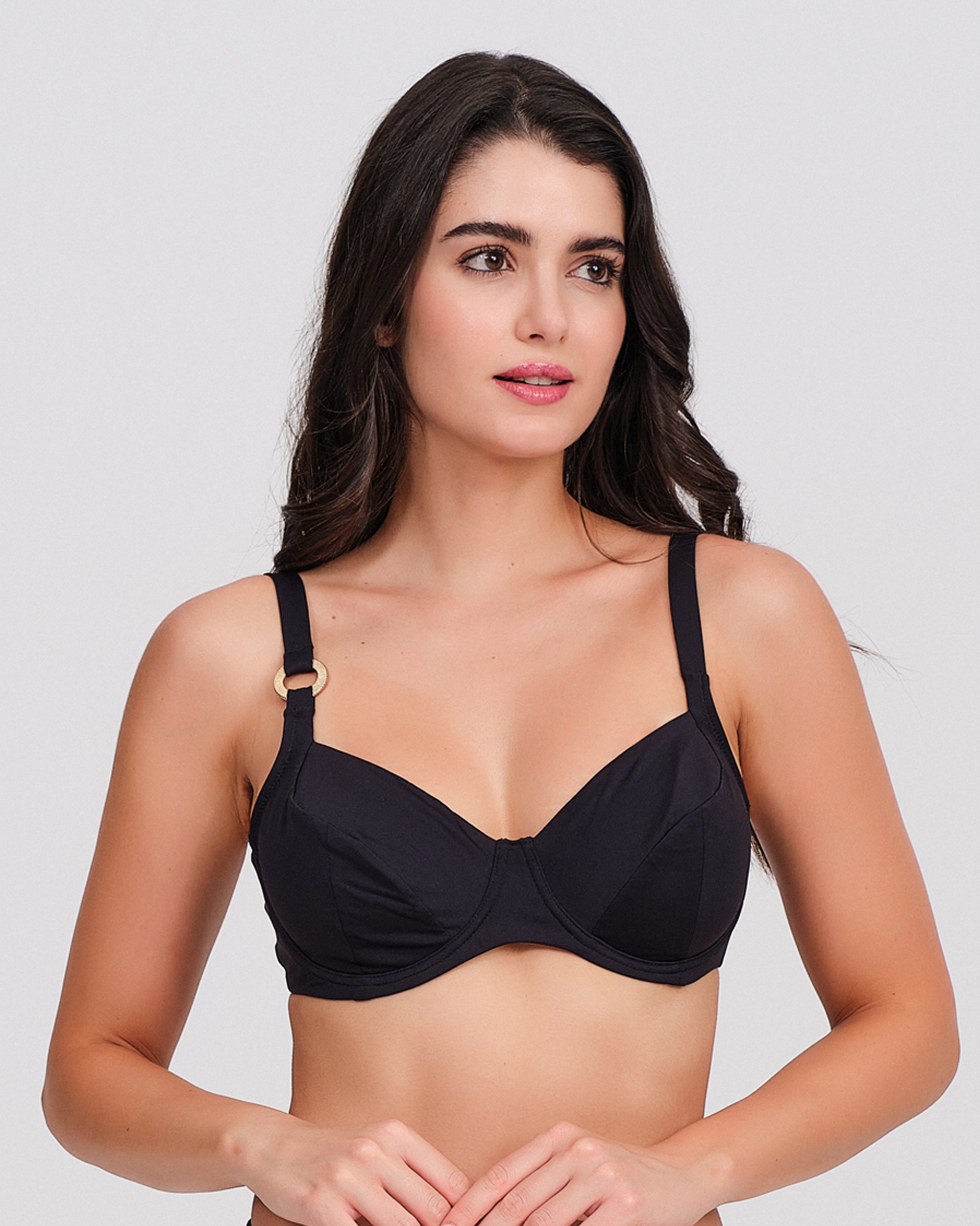 Imagen 0 de Top bikini mujer con aros y detalle anilla en tirante Negro