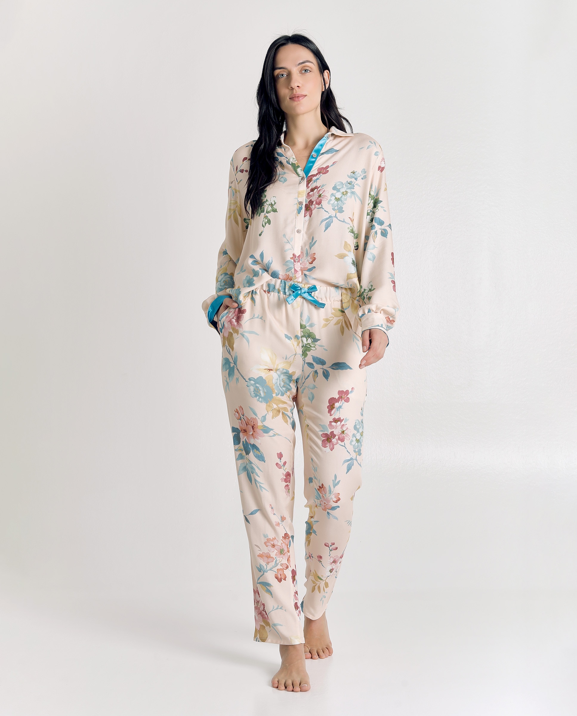Pijama de mujer de diseño floral y elegante - J&J Brothers - Marfil Marfil-3