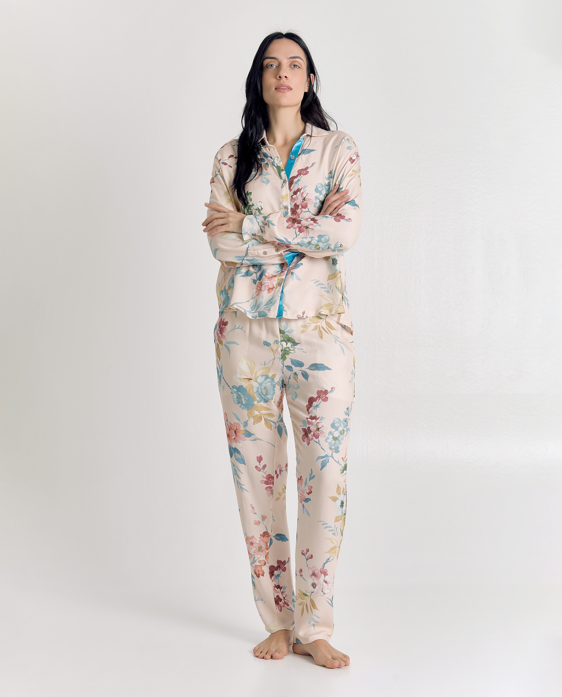 Pijama de mujer de diseño floral y elegante - J&J Brothers - Marfil Marfil-4