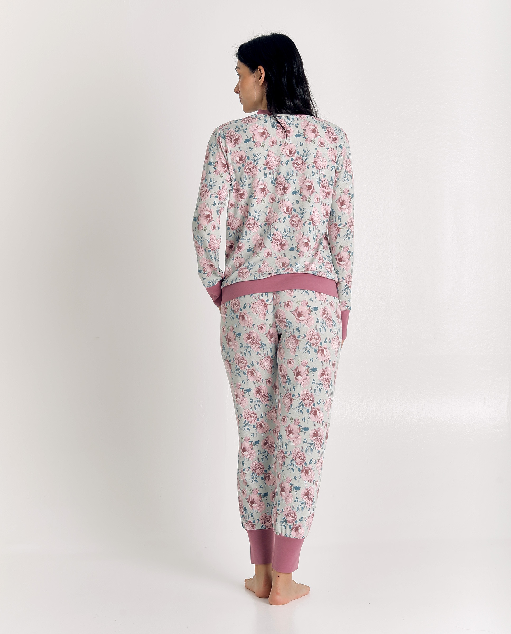Imagen 2 de Pijama de mujer diseño floral con puños elásticos - J&J Brothers - Rosa Rosa