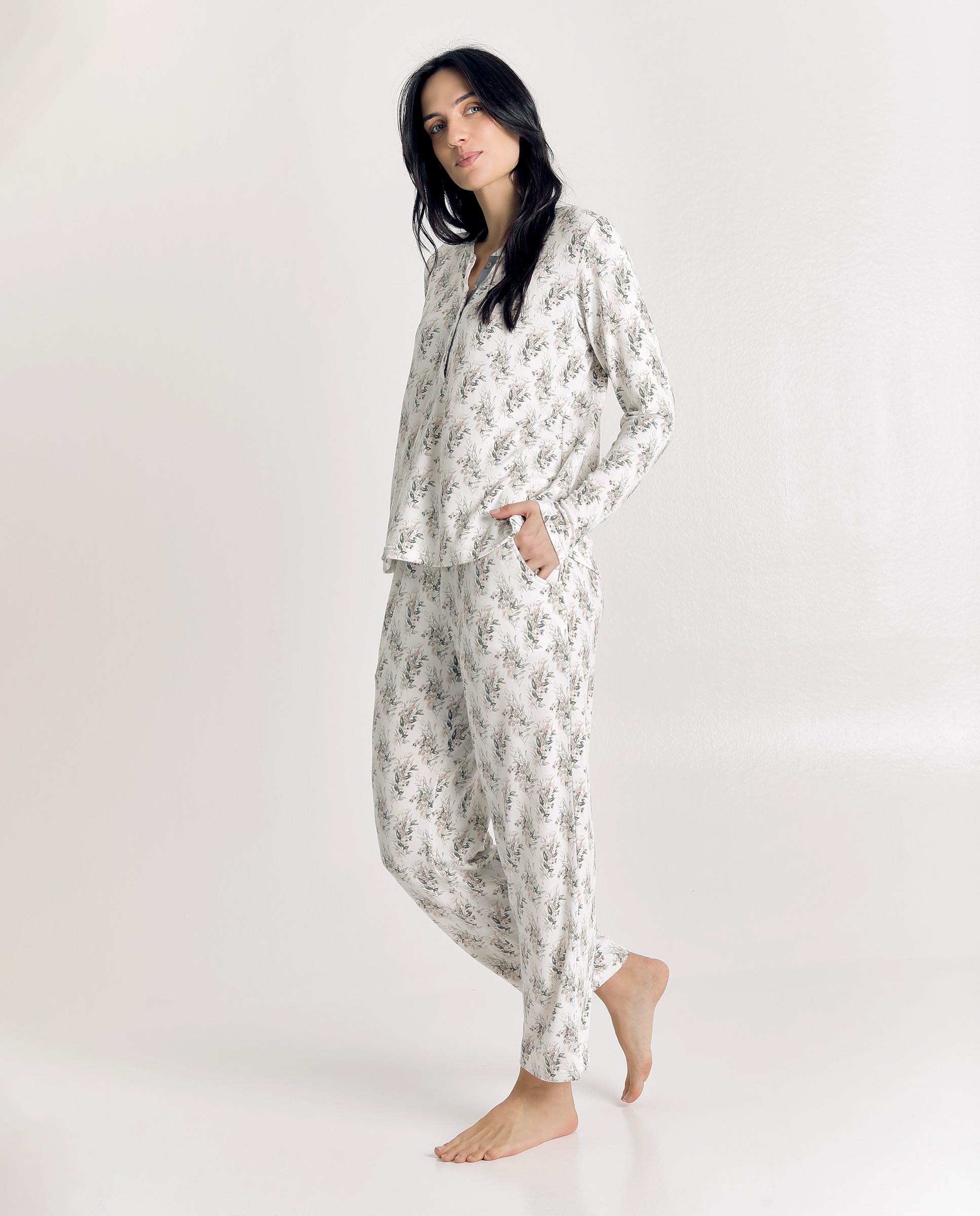 Pijama de mujer de punto suave con diseño estampado - J&J Brothers - Blanco roto Blanco roto-4