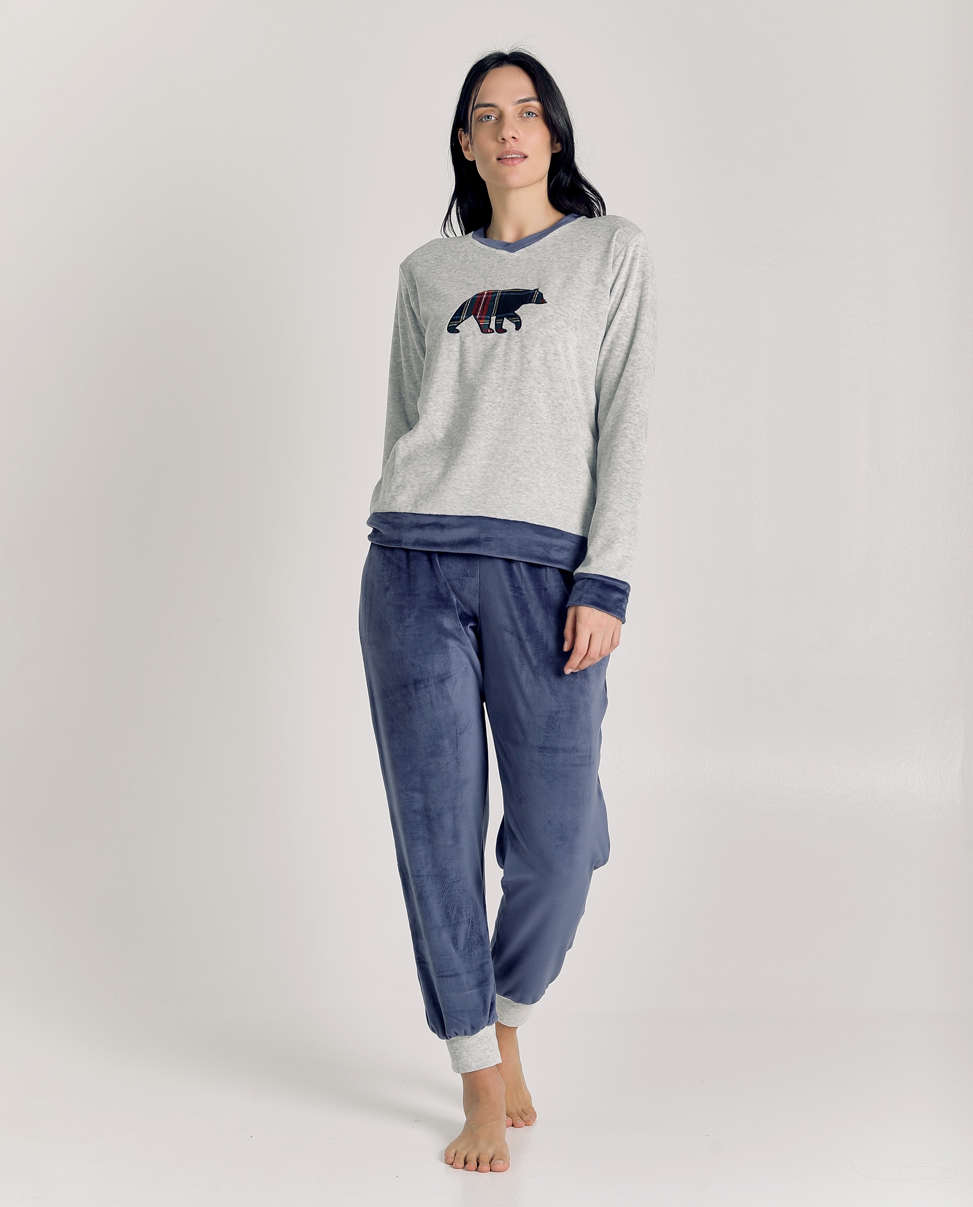 Pijama de mujer de terciopelo con estampado de oso - J&J Brothers - Gris Gris-4