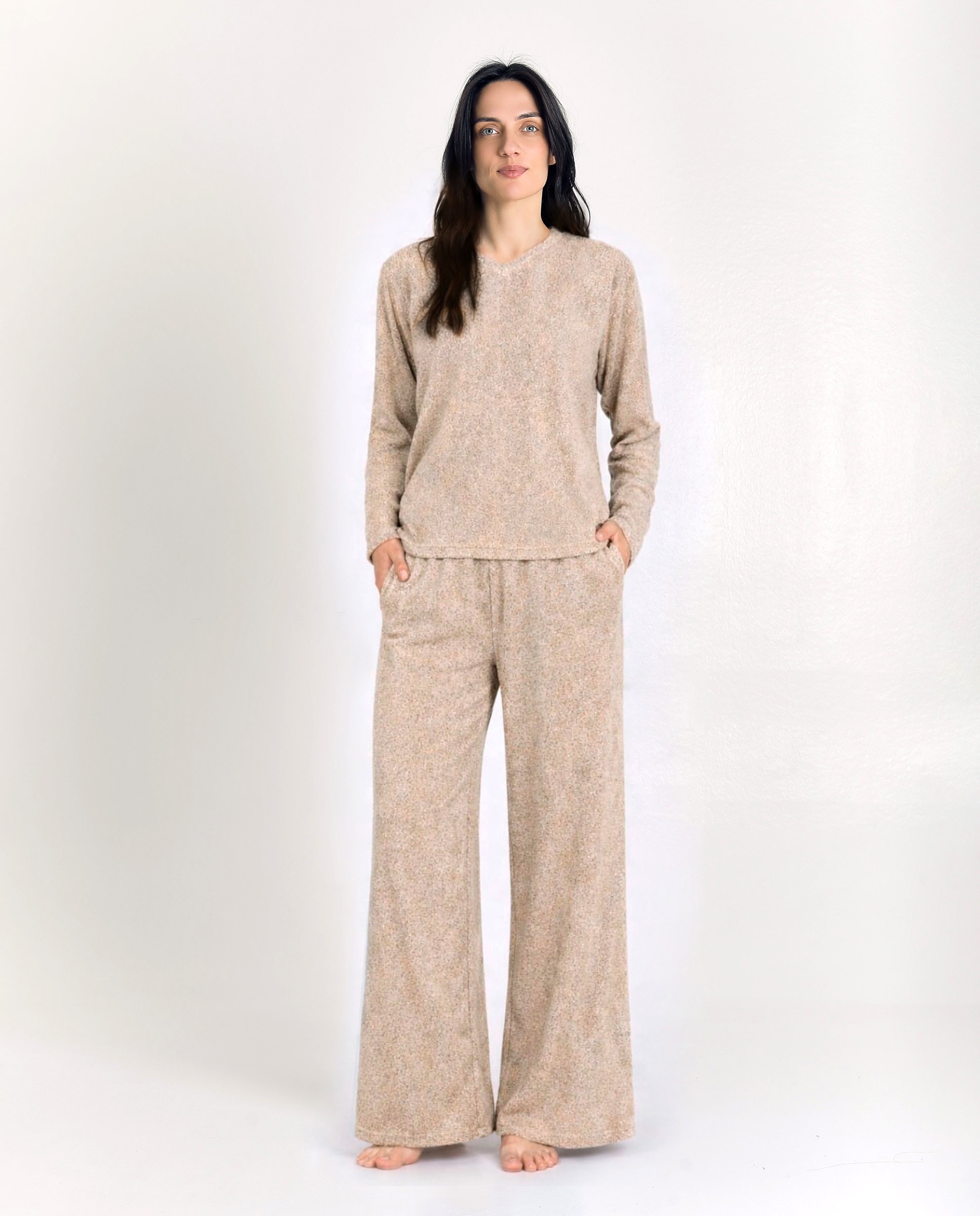 Imagen 0 de Pijama de mujer de punto jaspeado y cálido Beige