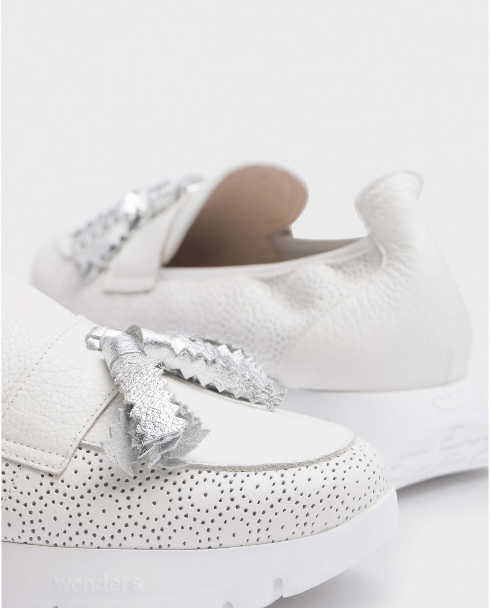 Mocasines de mujer de piel con borlas - Wonders - Blanco Blanco-4