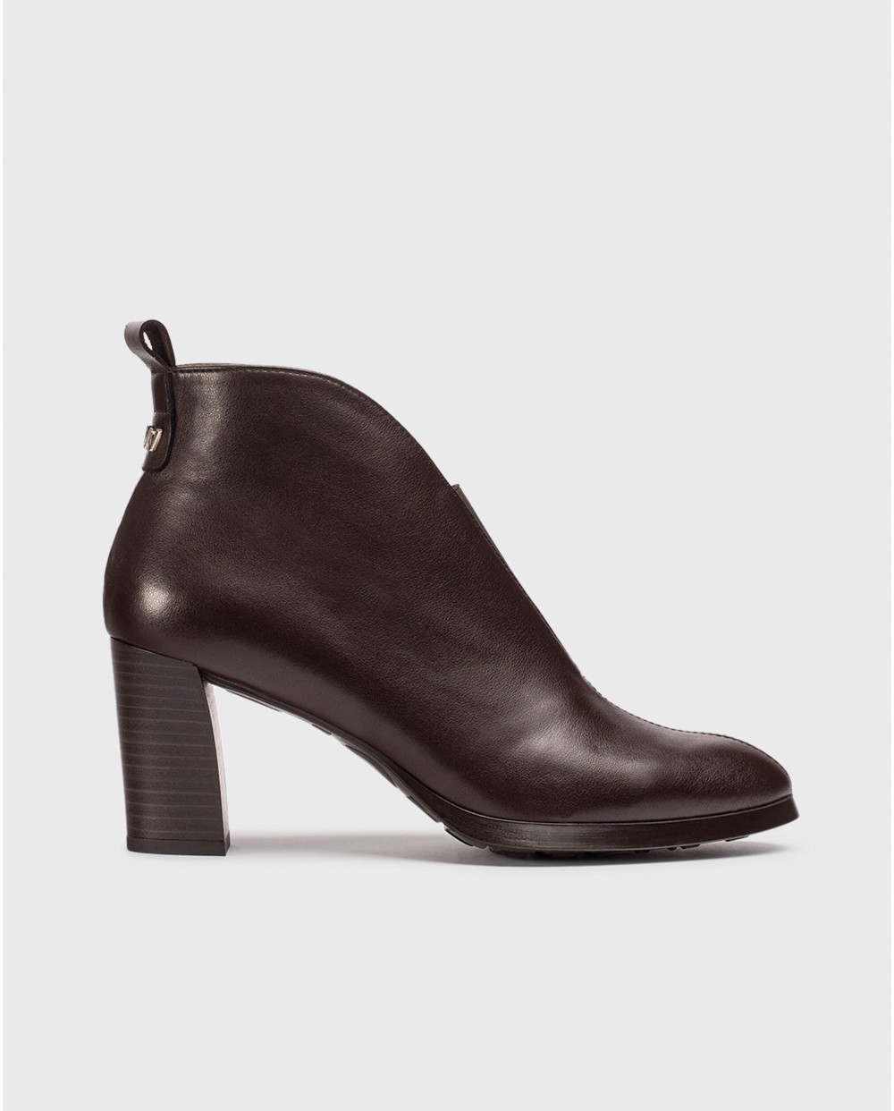Botines de mujer con escote en V en piel marrón - Wonders - Marrón oscuro Marrón oscuro-1