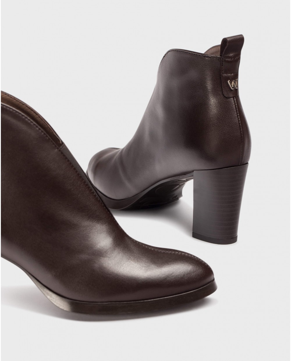 Botines de mujer con escote en V en piel marrón - Wonders - Marrón oscuro Marrón oscuro-4