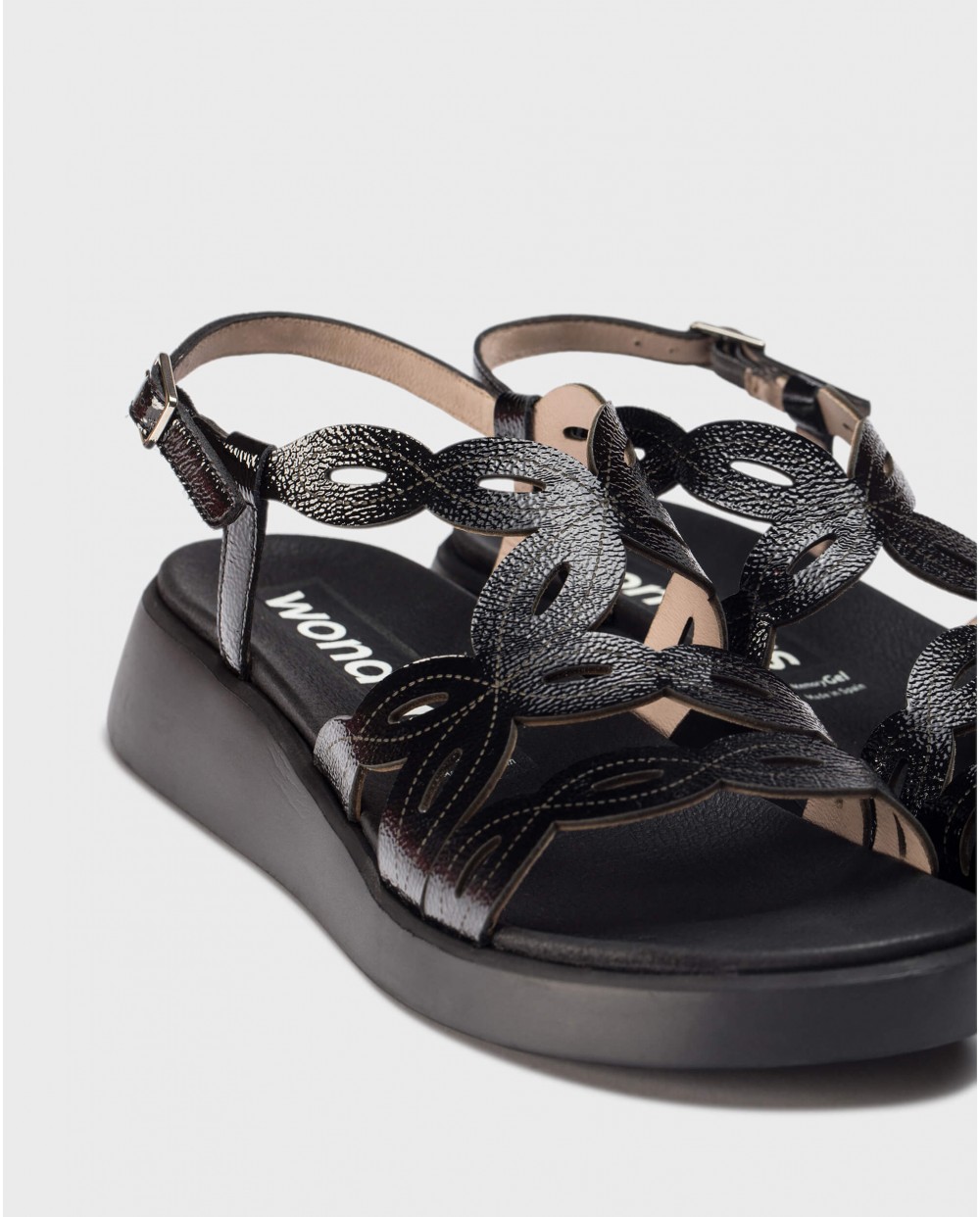 Sandalias planas de mujer de piel vacuna con hebilla metálica - Wonders - Negro Negro-4