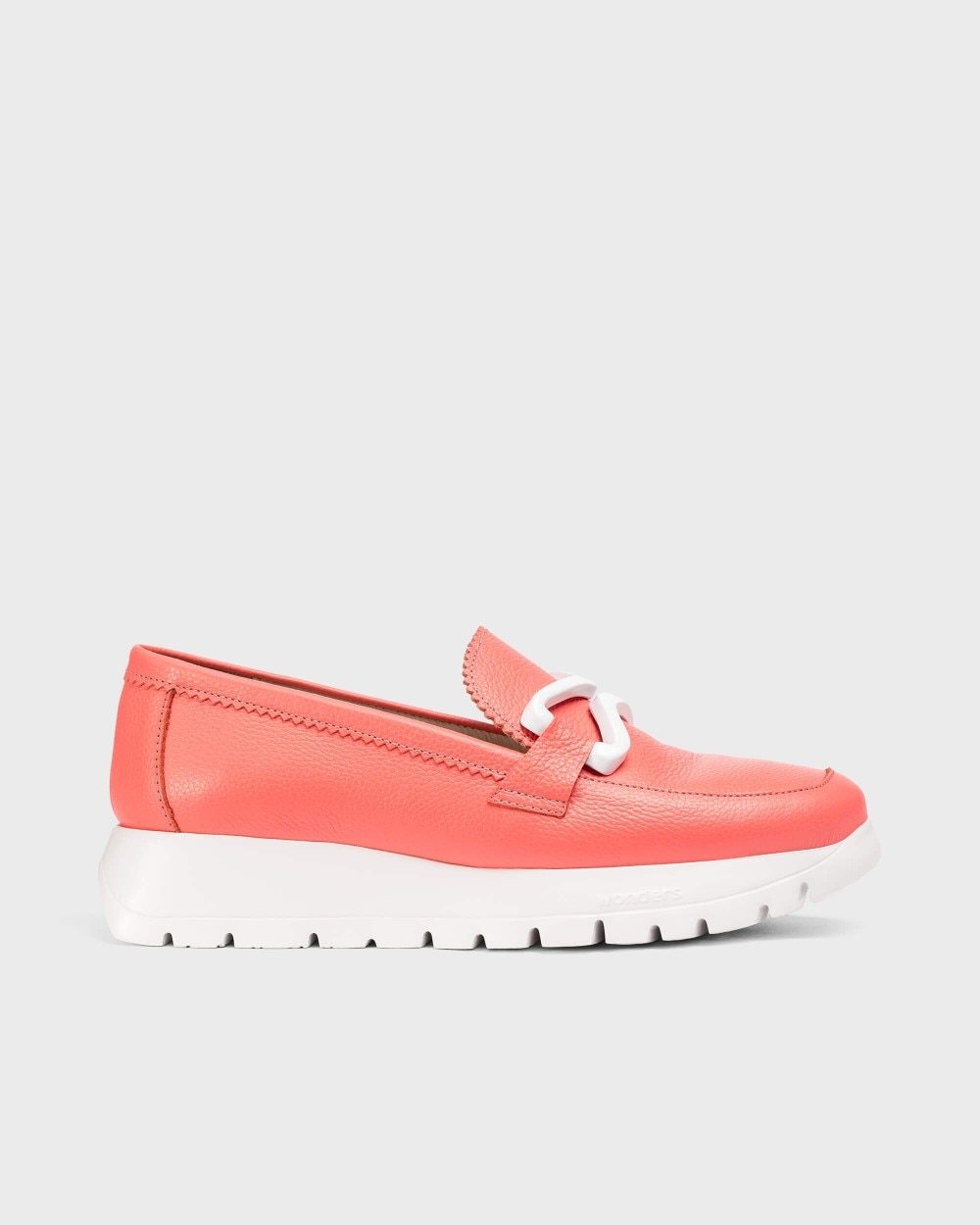 Mocasines de mujer de piel vacuna con detalle hebilla - Wonders - Coral Coral-1