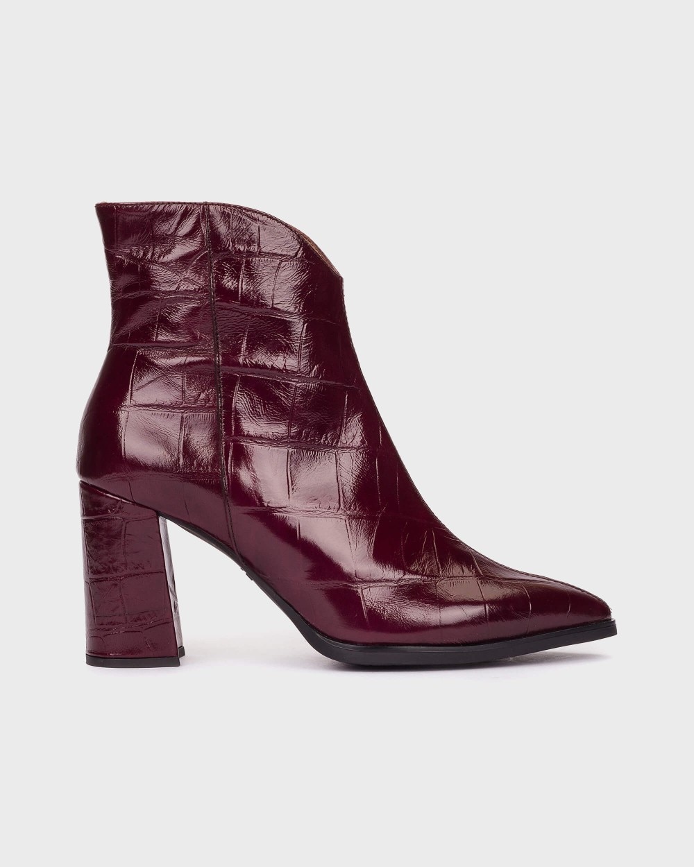 Imagen 0 de Botines de mujer en piel aurora 44 wonders Vino