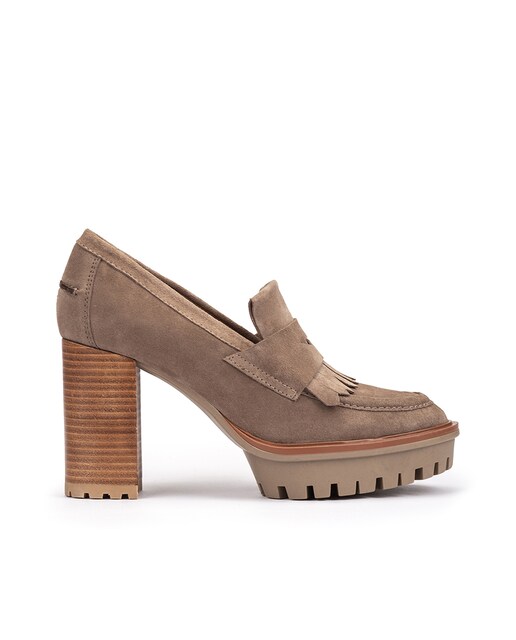 Imagem 0 de Sapatos de salto de mulher em pele taupe
