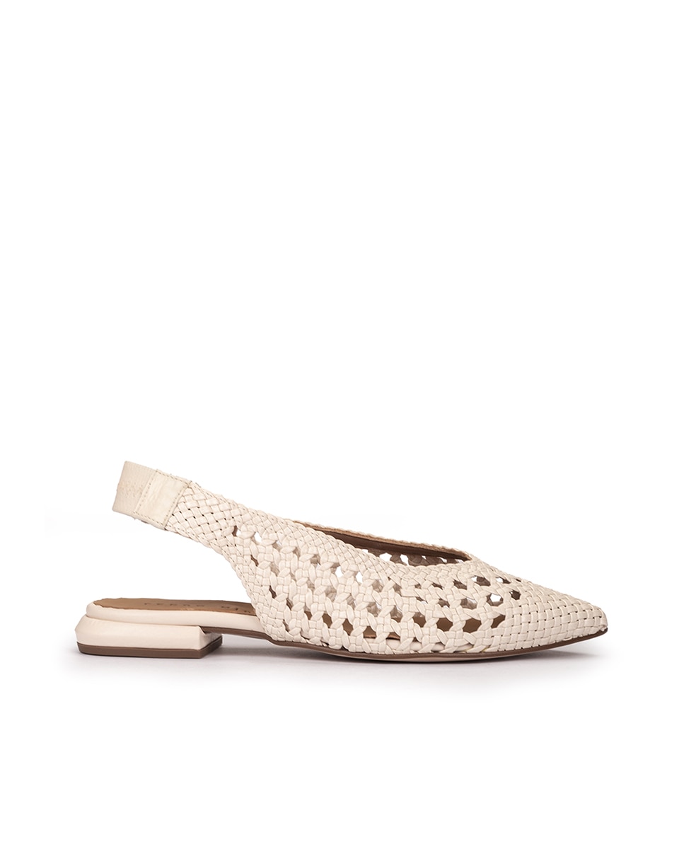 Pedro Miralles - Zapatos planos de mujer destalonados de piel trenzada en color blanco.