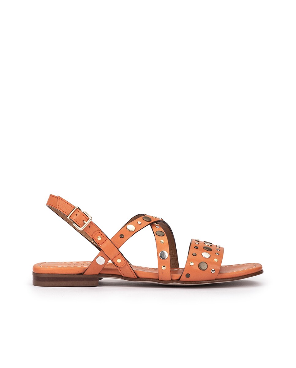 Sandalias planas de mujer de piel con tachuelas · Pedro Miralles