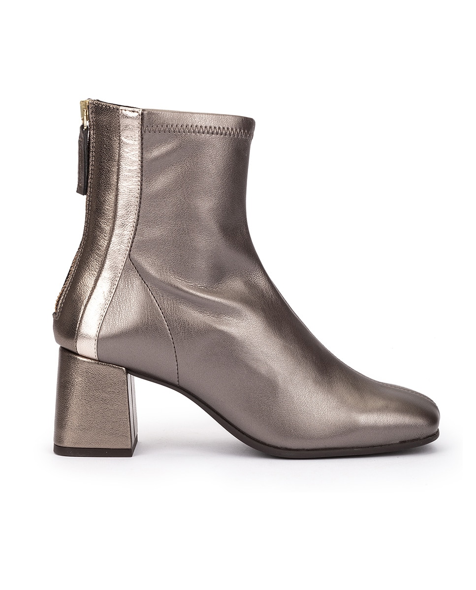Pedro Miralles - Botines de mujer con tacón cuadrado.