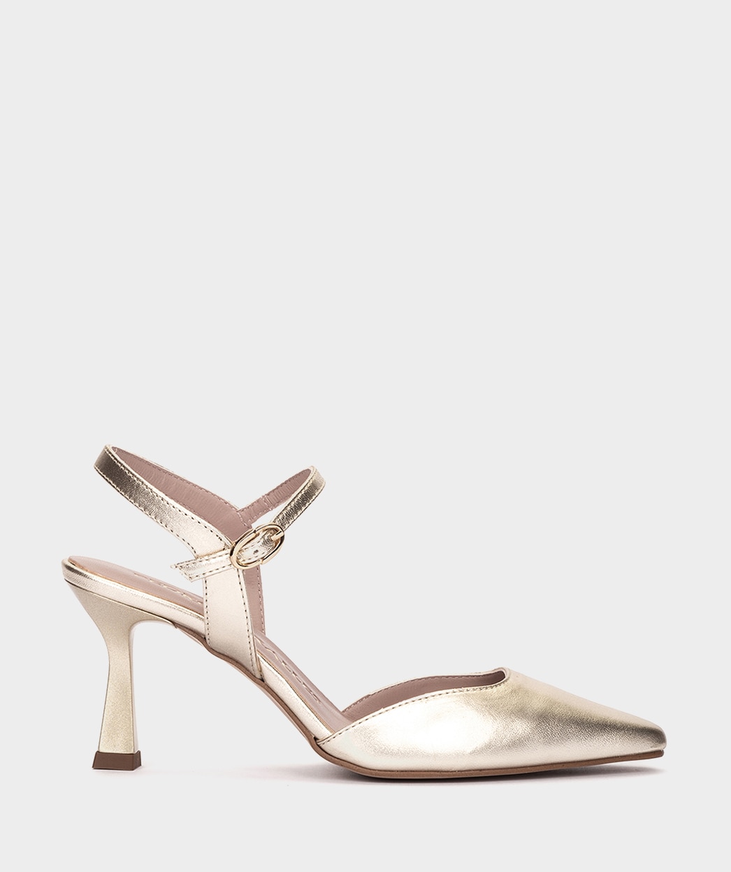 Pedro Miralles - Zapatos de salón de mujer destalonados de punta fina.