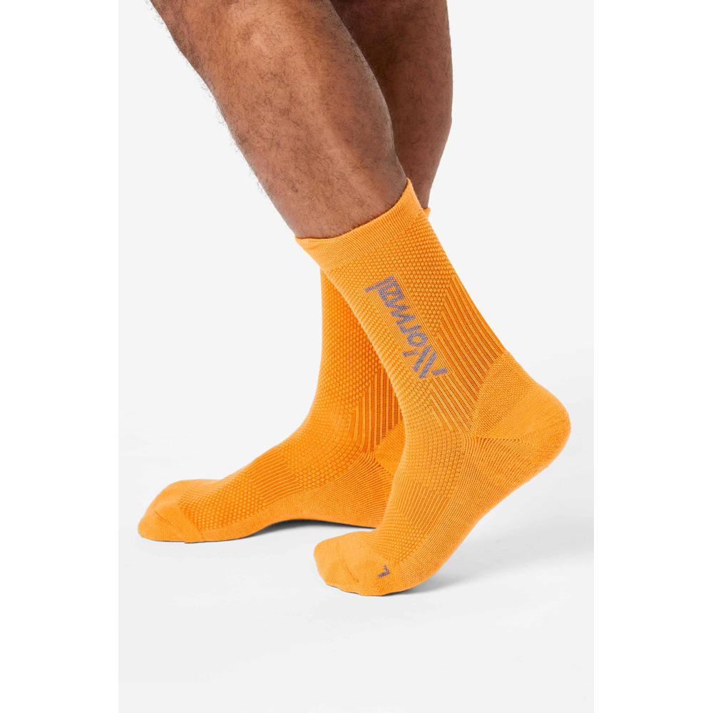 Imagen 5 de Calcetines running unisex NNORMAL - Naranja Naranja