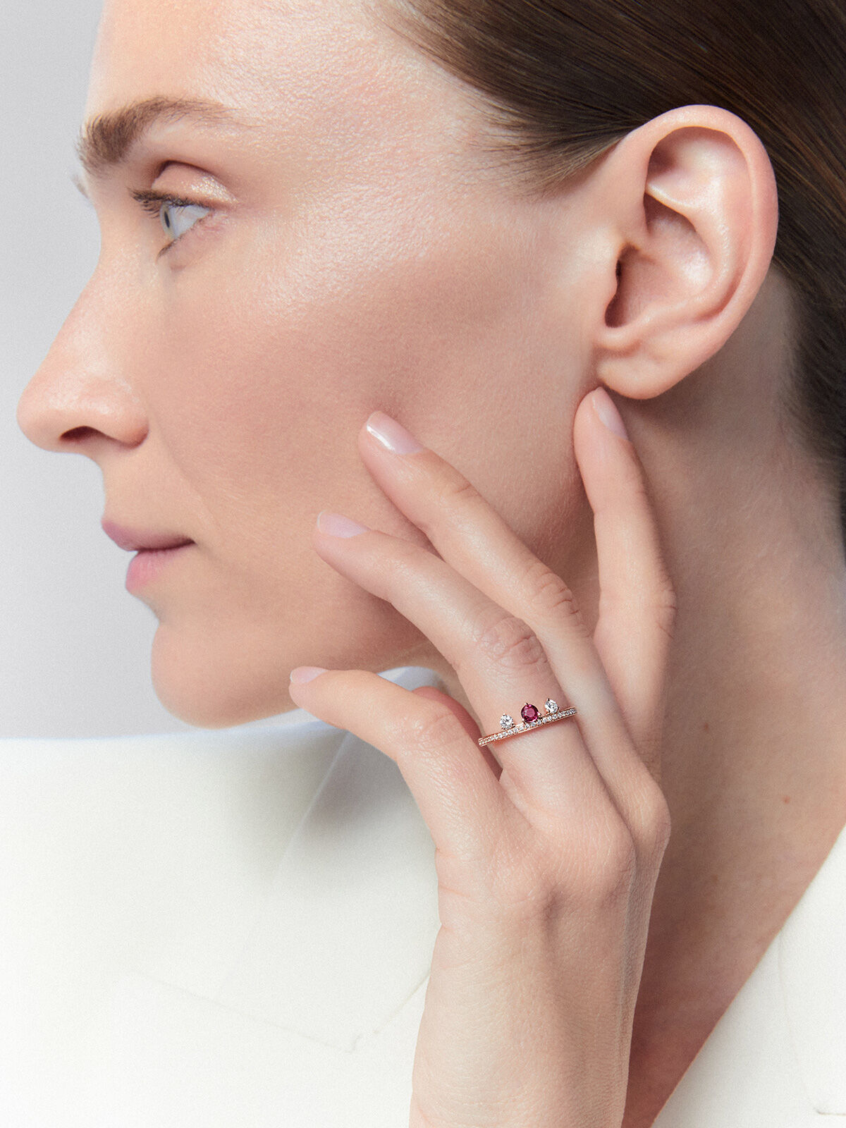 Anillo de oro rosa de 18k con rubí y diamantes - SUAREZ - Rojo Rojo-2
