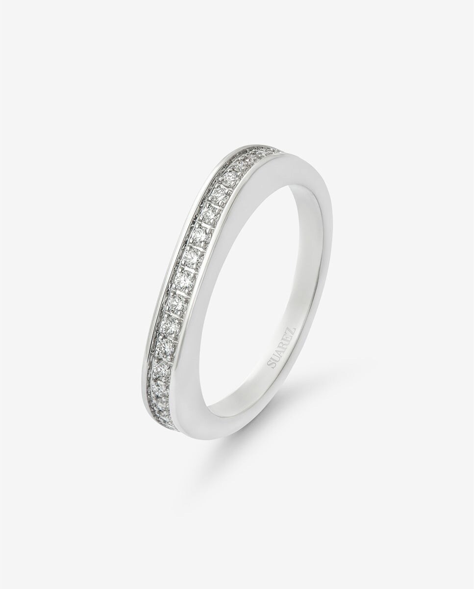 Anillo alianza de oro blanco de 18K con 23 diamantes en talla brillante con un total de 0,18 cts Blanco-1