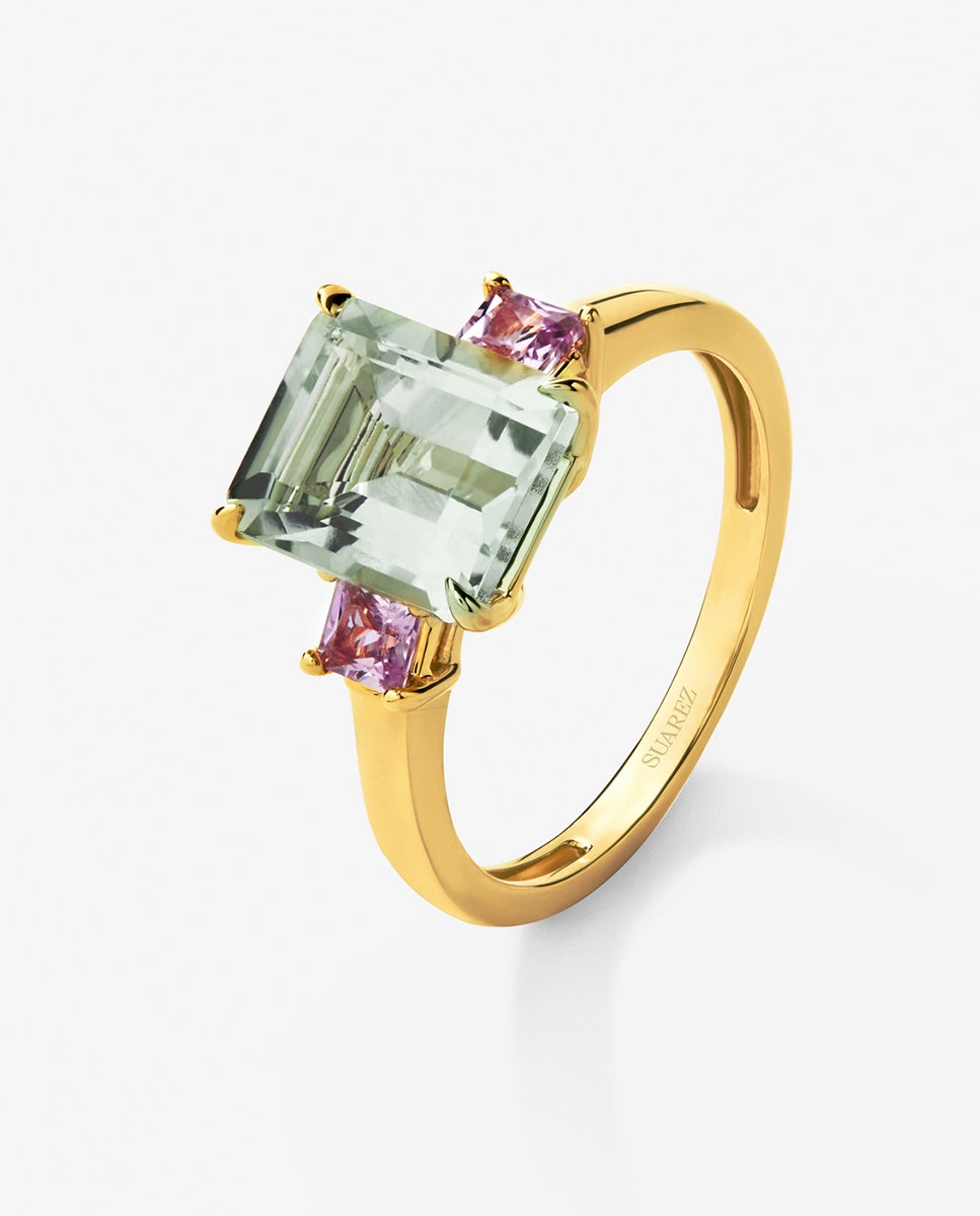Imagen 1 de Anillo tresillo de oro amarillo de 18k con amatista verde en talla esmeralda de 2,53 cts y 2 zafiros rosas en talla princesa con un total de 0,41 cts - SUAREZ - Blanco / Verde Blanco / Verde