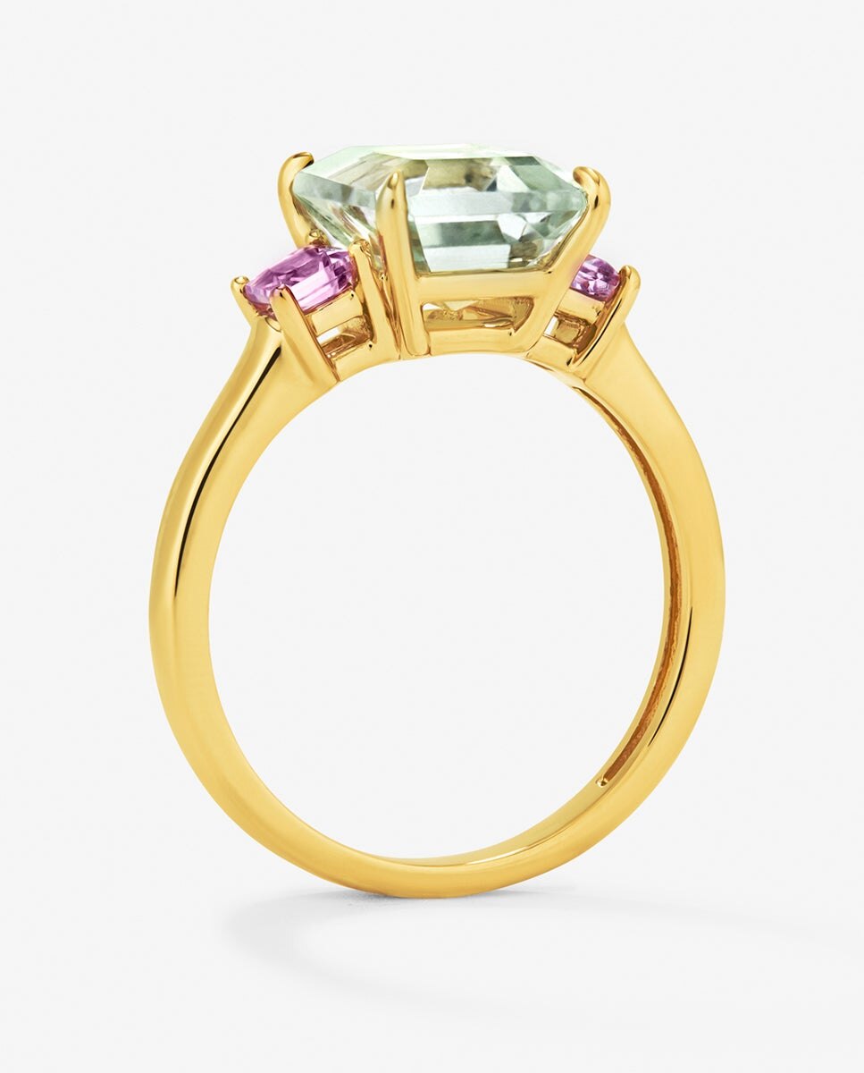 Imagen 5 de Anillo tresillo de oro amarillo de 18k con amatista verde en talla esmeralda de 2,53 cts y 2 zafiros rosas en talla princesa con un total de 0,41 cts - SUAREZ - Blanco / Verde Blanco / Verde