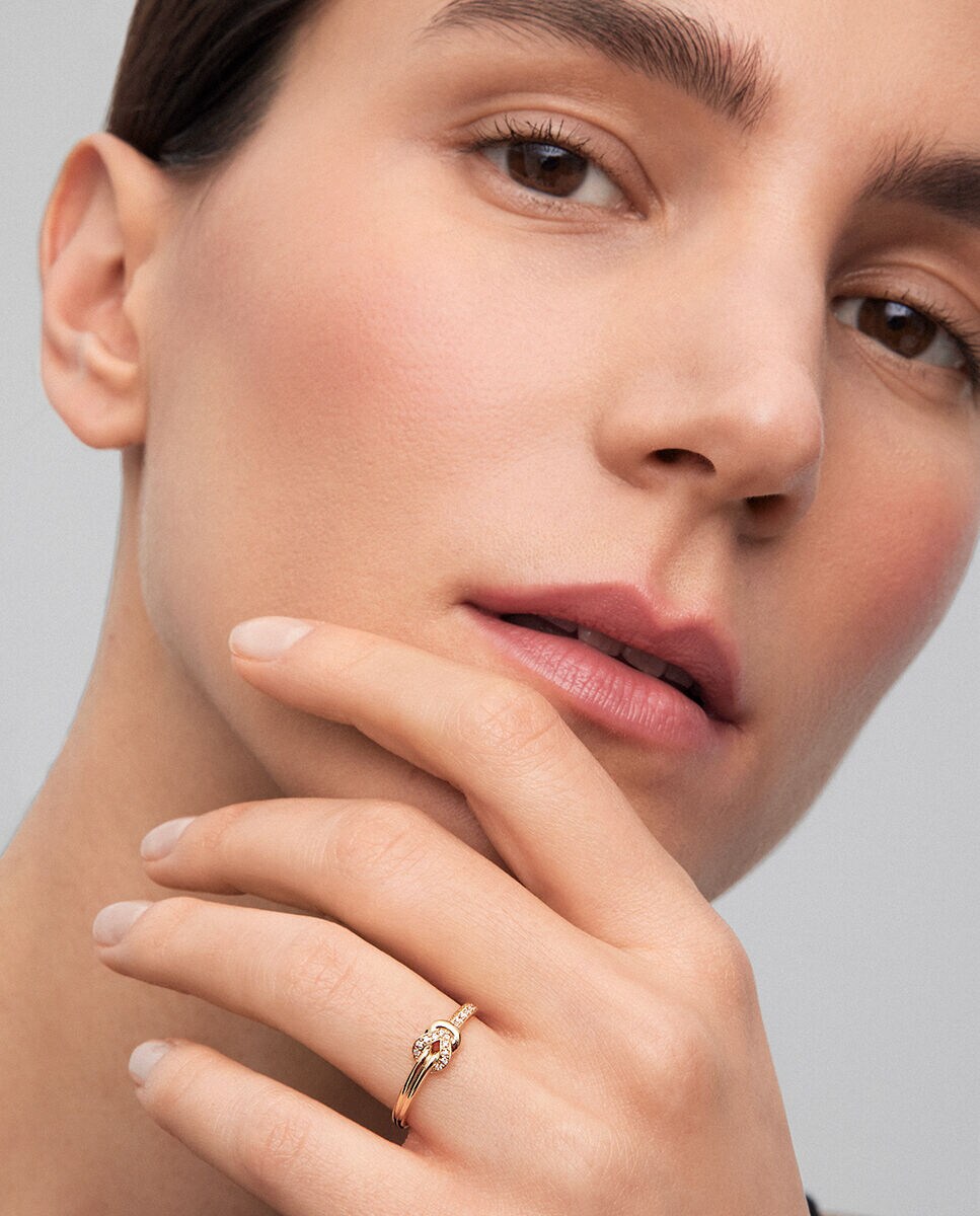 Anillo de oro con diamantes blancos Blanco-2