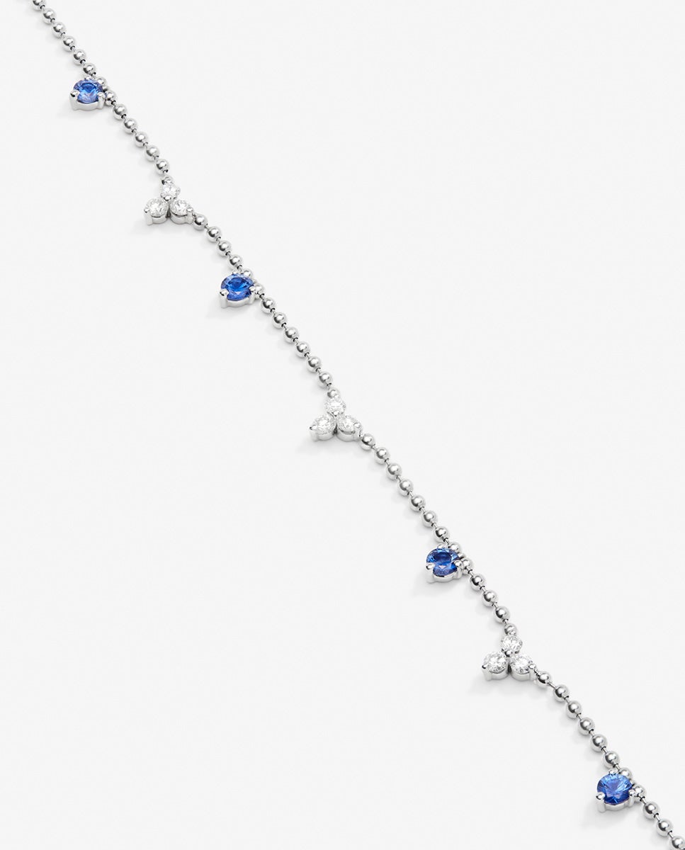 Imagen 2 de Colgante de oro blanco de 18k con 4 zafiros azules en talla brillante con un total de 0,85 cts y 9 diamantes en talla brillante con un total de 0,54 cts - SUAREZ - Azul Azul