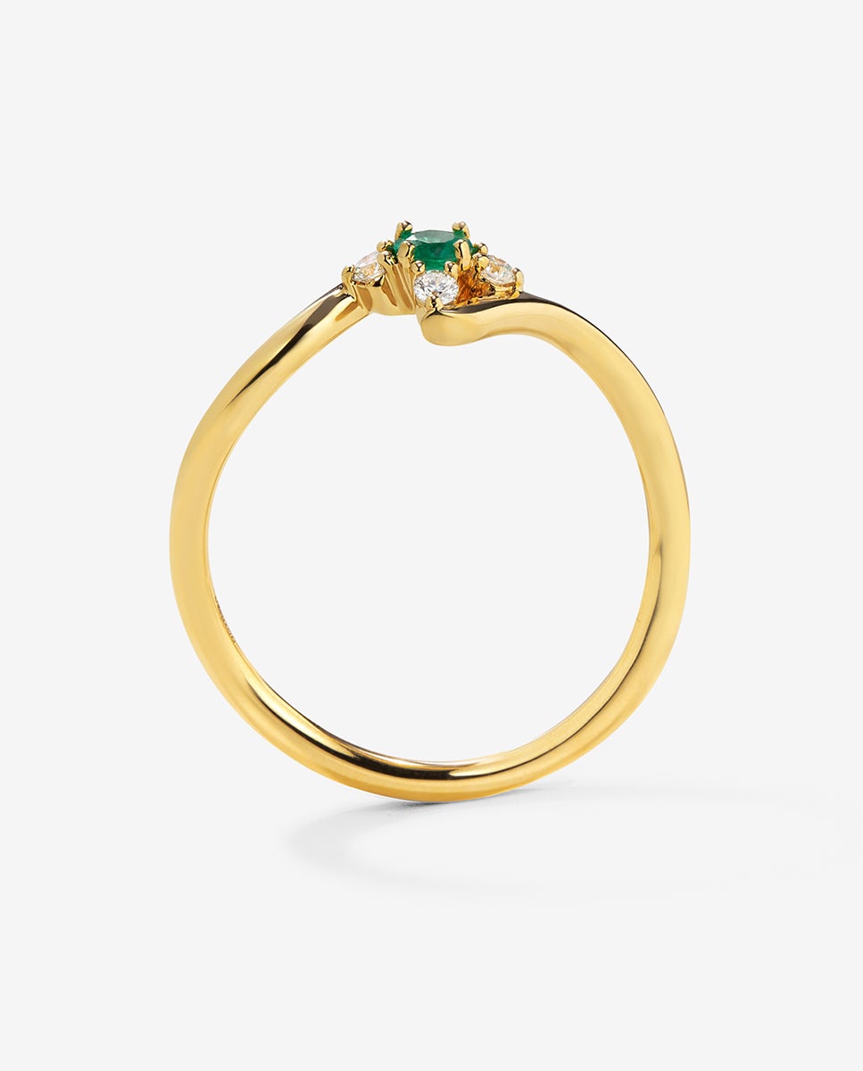 Anillo de oro amarillo de 18k con esmeralda verde en talla brillante de 0,088 cts y 4 diamantes en talla brillante con un total de 0,08 cts - SUAREZ - Blanco Blanco-5
