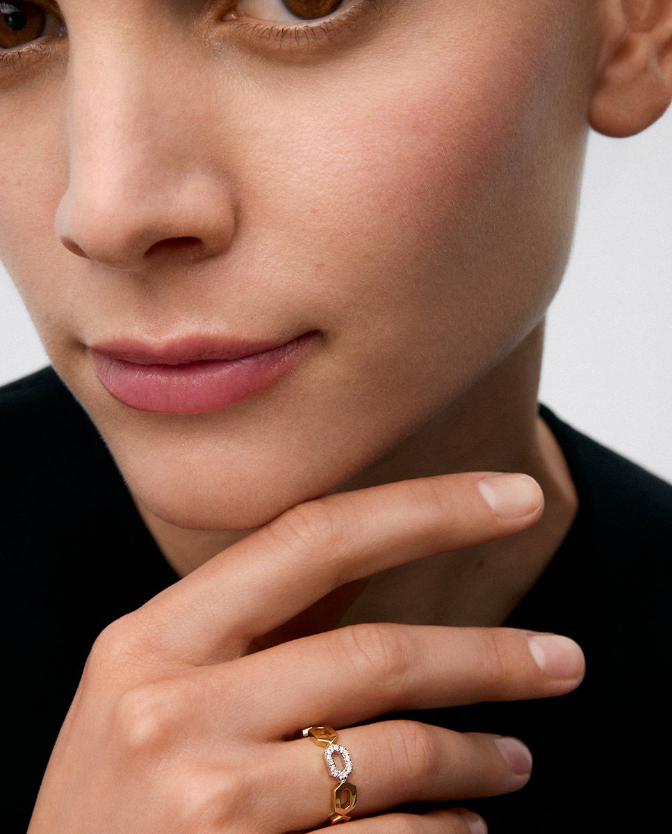 Anillo de oro amarillo de 18k con 14 diamantes en talla brillante con un total de 0,06 cts - SUAREZ - Blanco Blanco-4