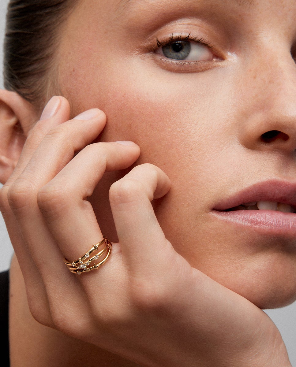 Anillo multibrazo de oro amarillo de 18k con 9 diamantes en talla brillante con un total de 0,08 cts - SUAREZ - Blanco Blanco-2