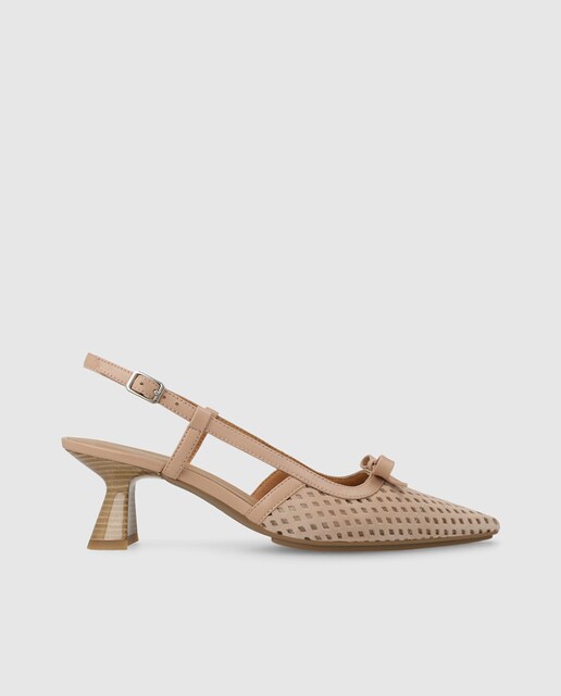 Imagen 0 de Zapatos de salón destalonados de mujer en piel y ante con calados