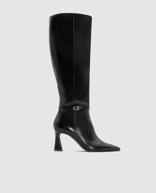 Imagen 0 de Botas altas de mujer en piel con tacón geométrico