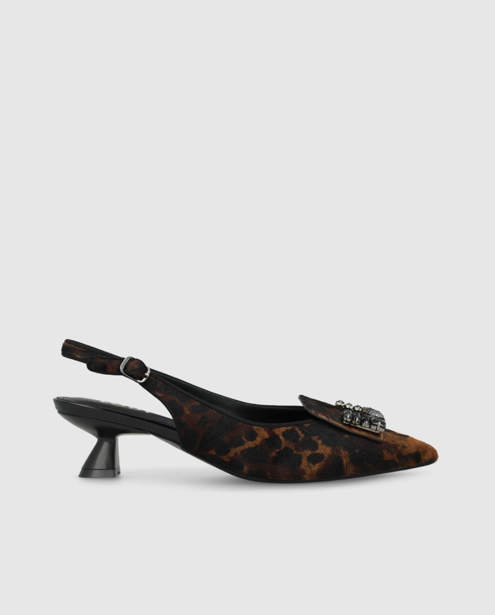 Lodi - Zapatos slingback LODI de piel con estampado animal print y pedrería.