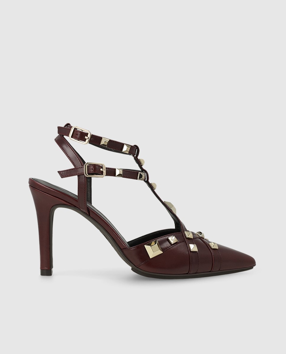 Imagen 0 de Zapatos de mujer en piel con detalle de tachas Burdeos