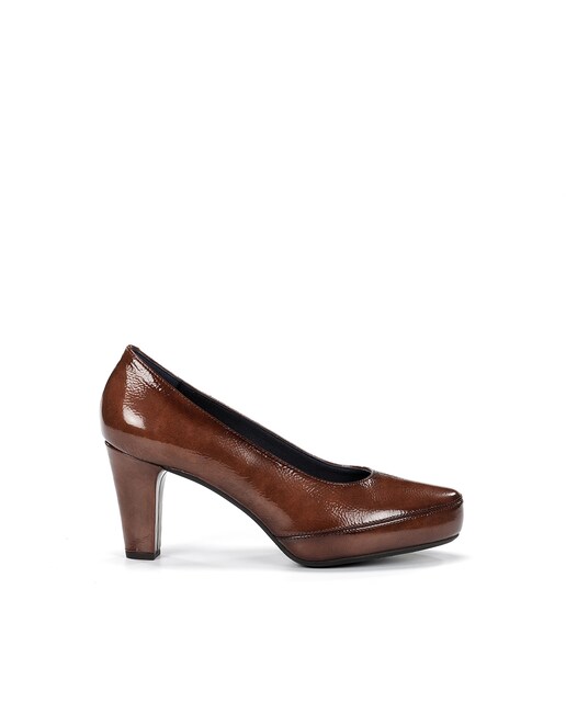 Imagen 0 de Zapatos de salón de mujer fabricados en charol