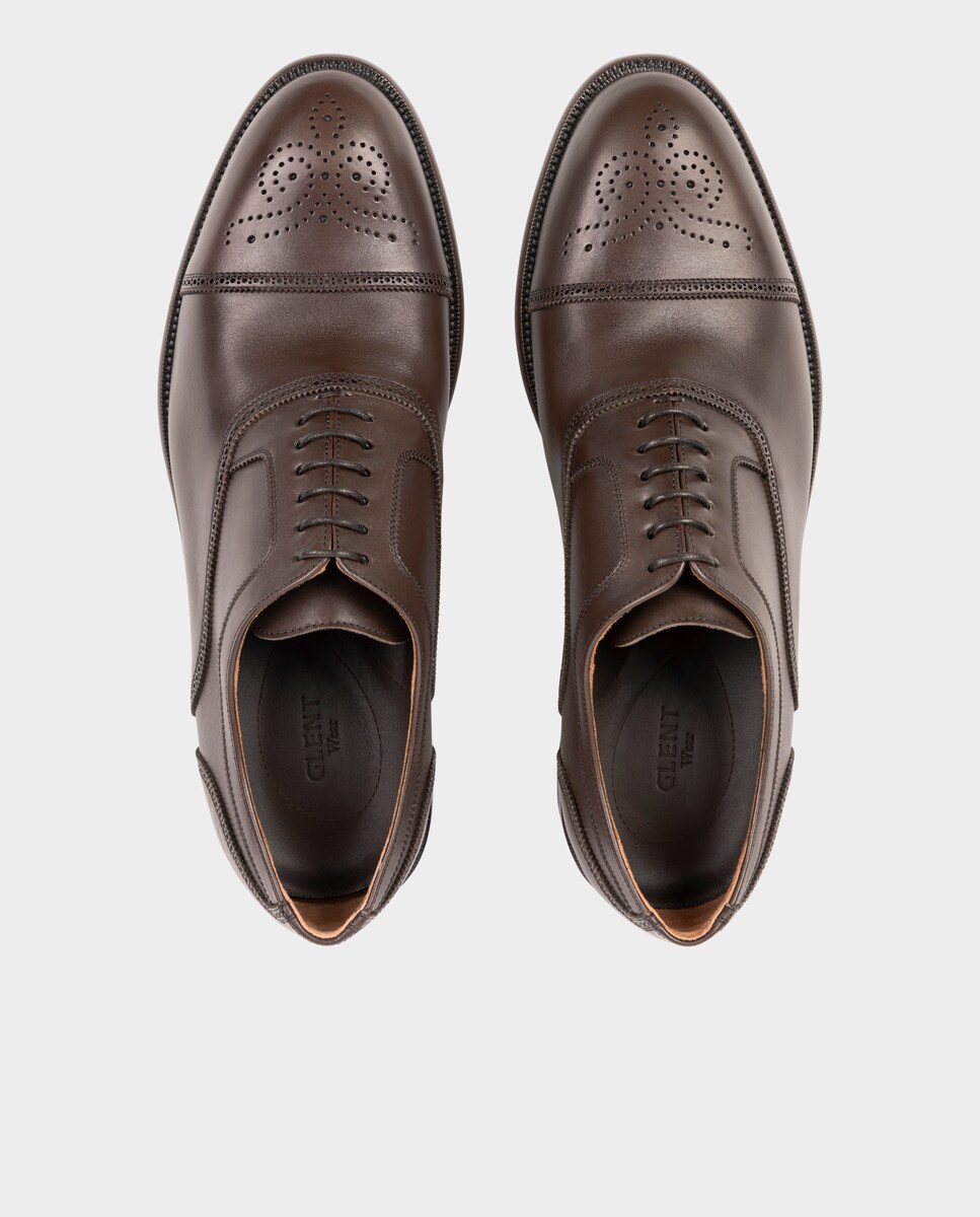 Zapato oxford de hombre en piel con construcción guante disponible