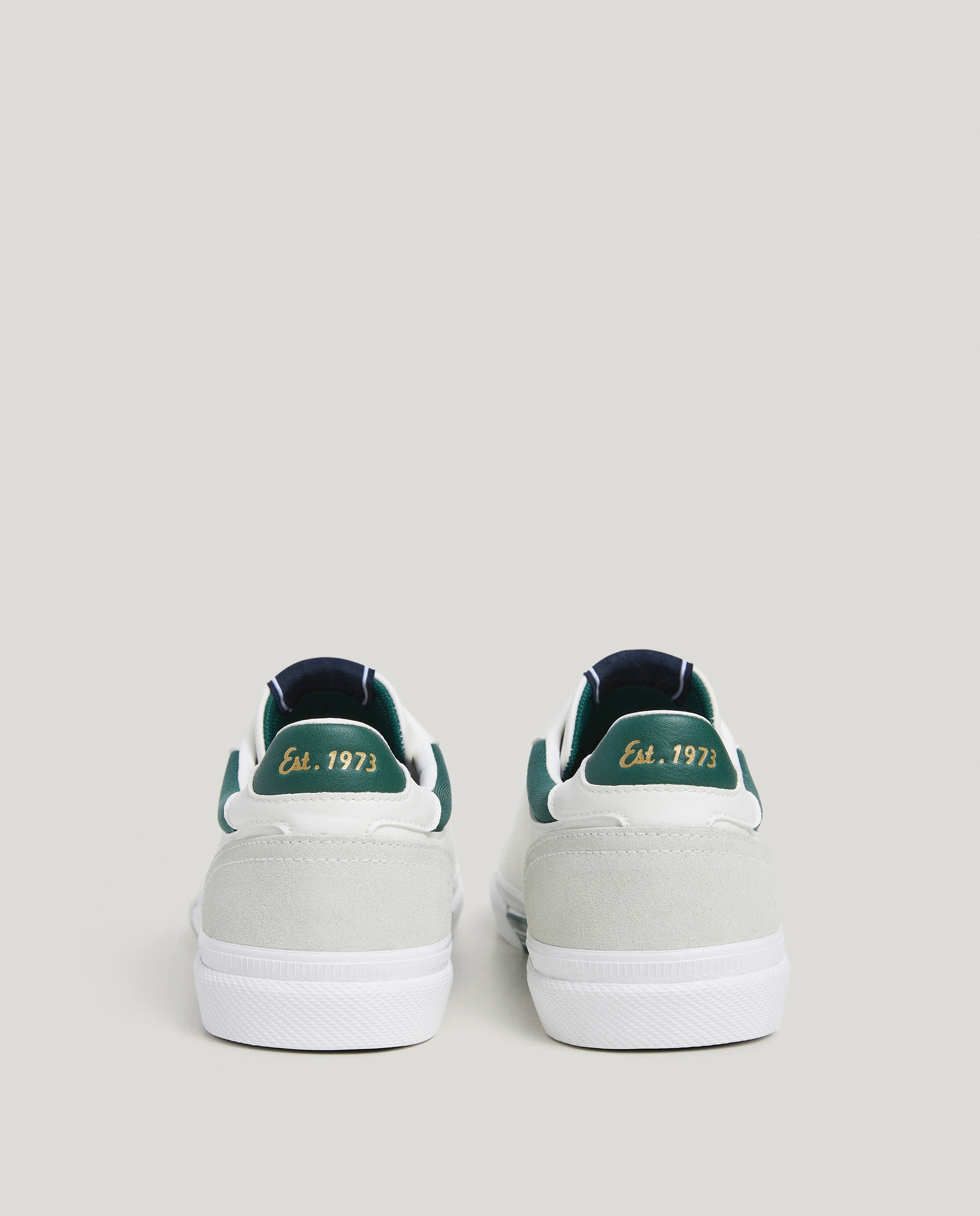 Zapatilla de corte bajo con suela vulcanizada y detalles en contraste de color. - Pepe Jeans - Blanco / Verde Blanco / Verde-5