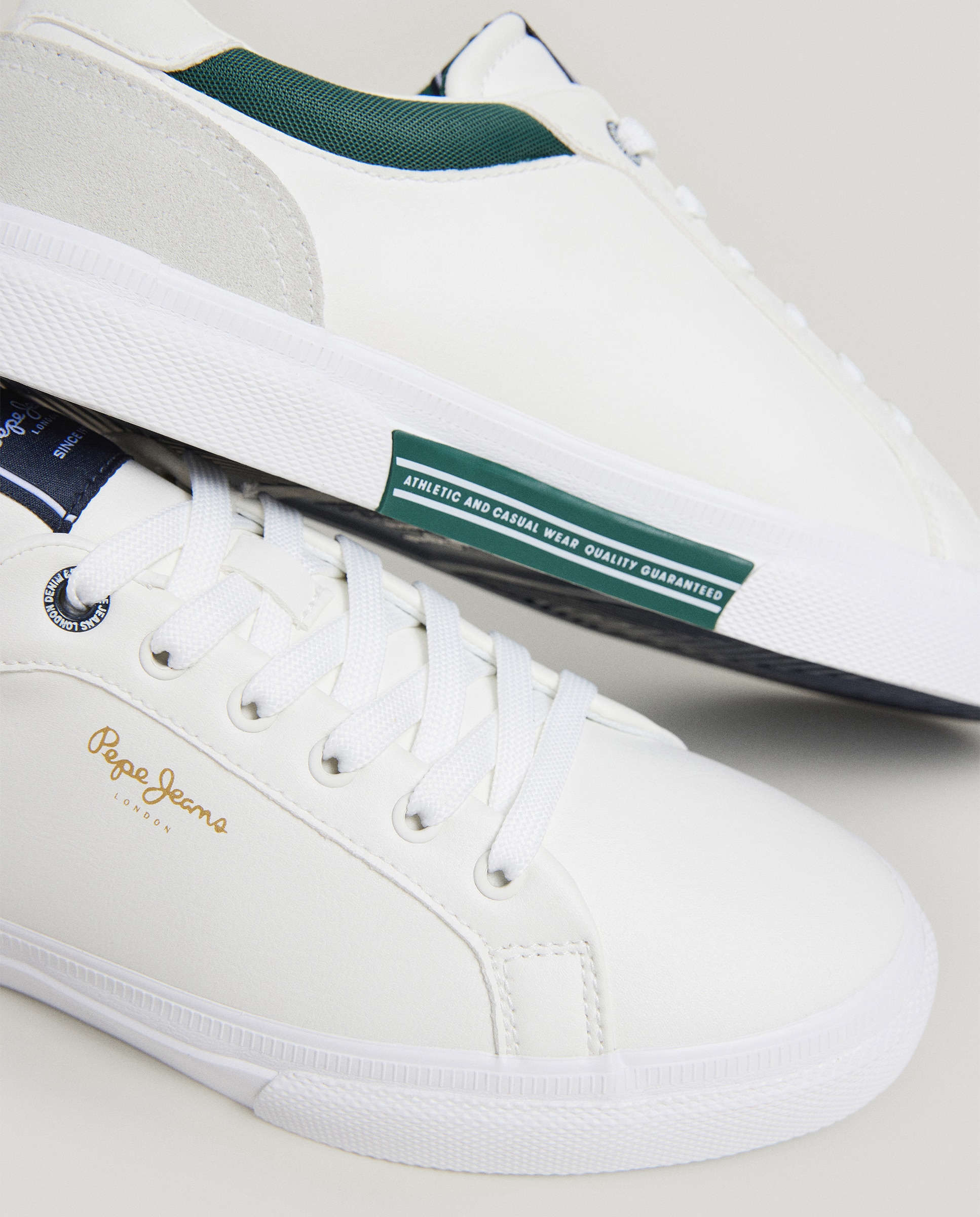 Zapatilla de corte bajo con suela vulcanizada y detalles en contraste de color. - Pepe Jeans - Blanco / Verde Blanco / Verde-2