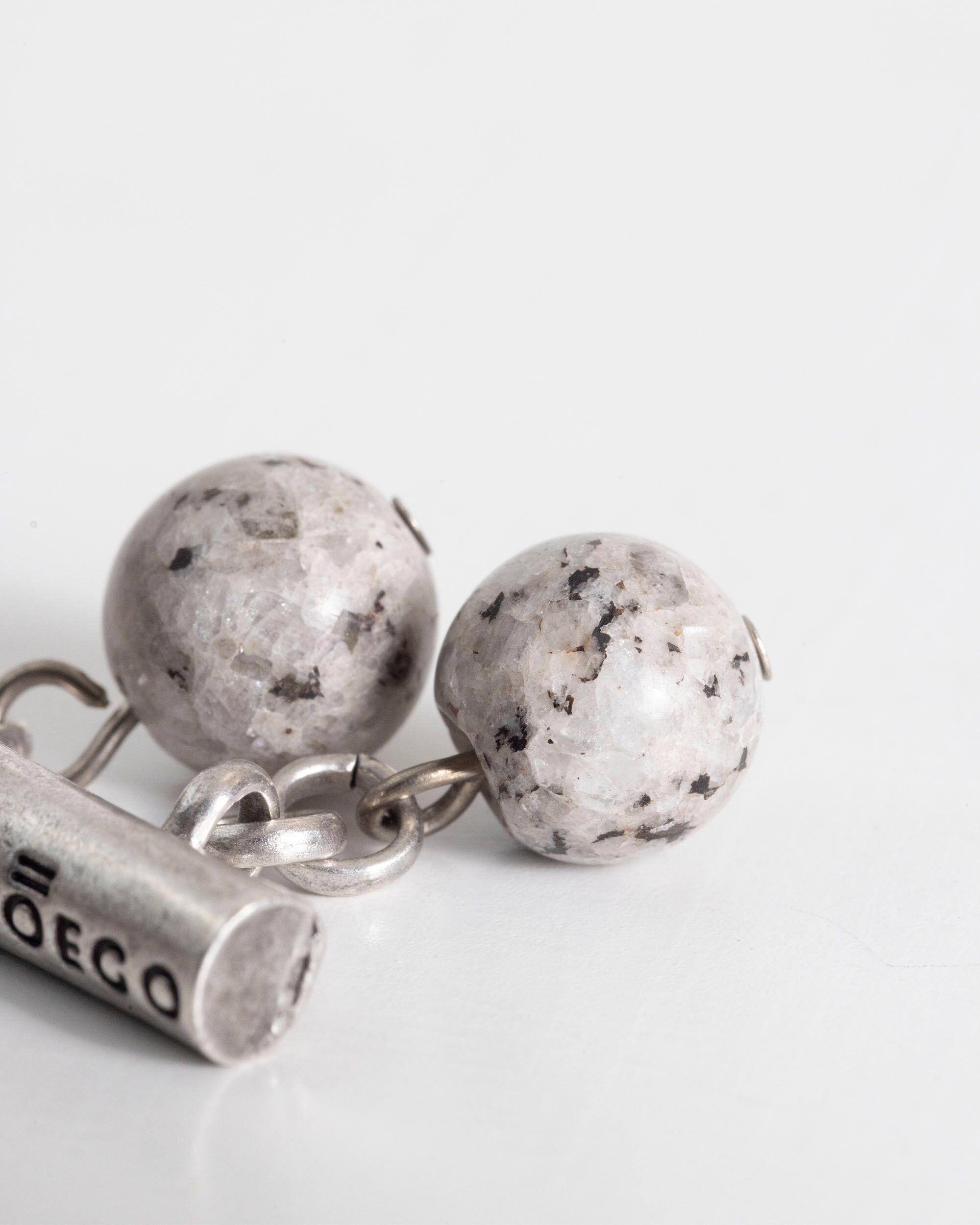 Gemelos de hombre de piedra natural - PuroEgo - Gris claro Gris claro-3