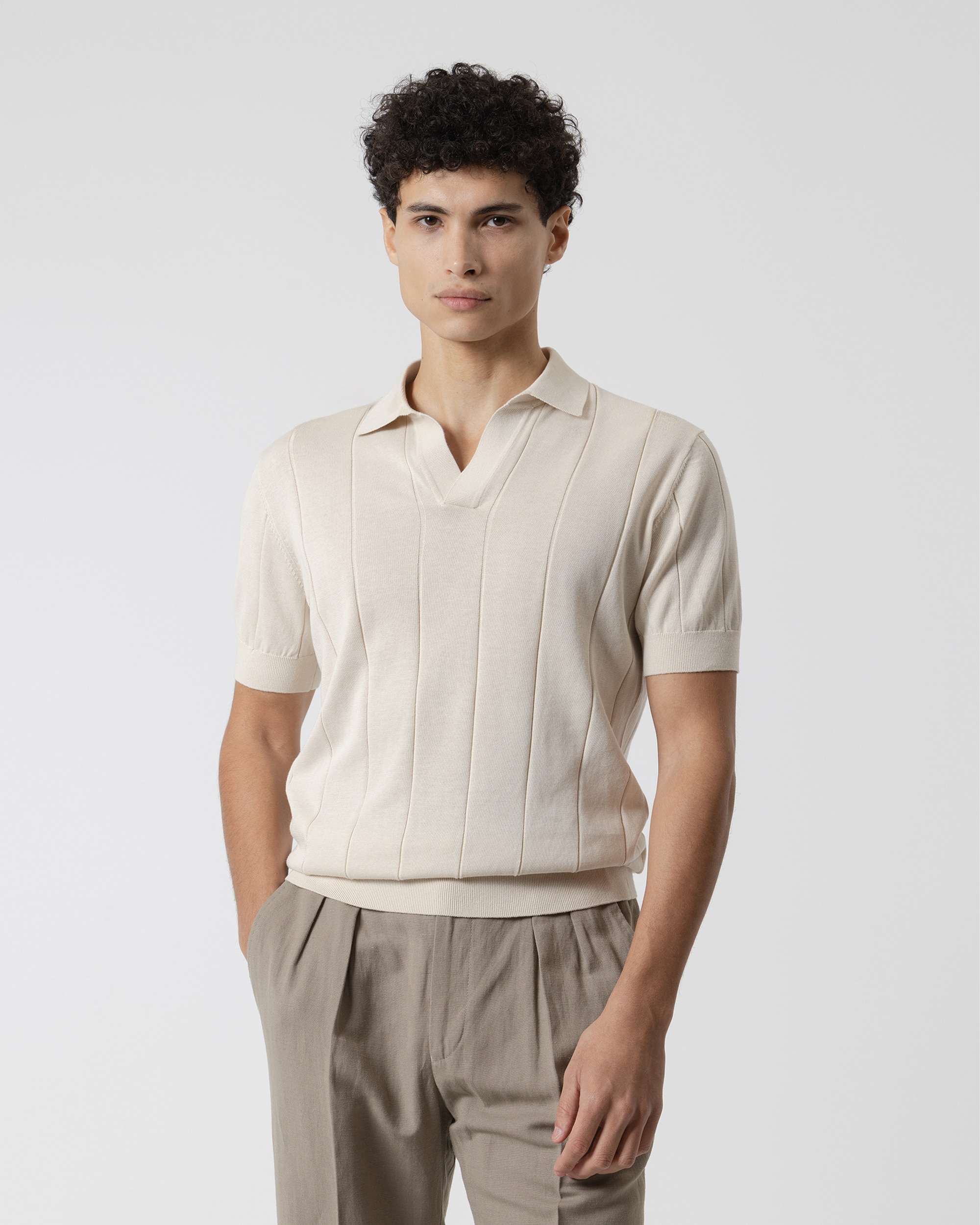 Imagen 0 de Polo de punto canalé algodón manga corta de hombre Beige