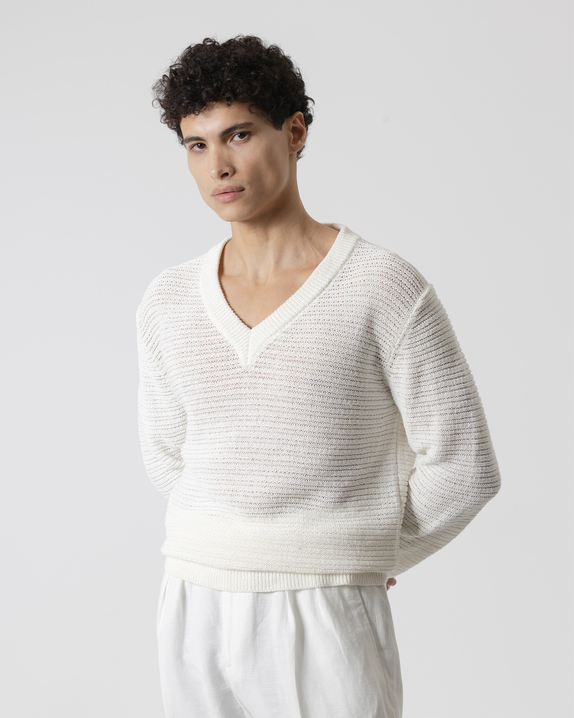 PuroEgo - Jersey jacquard blanco de hombre.