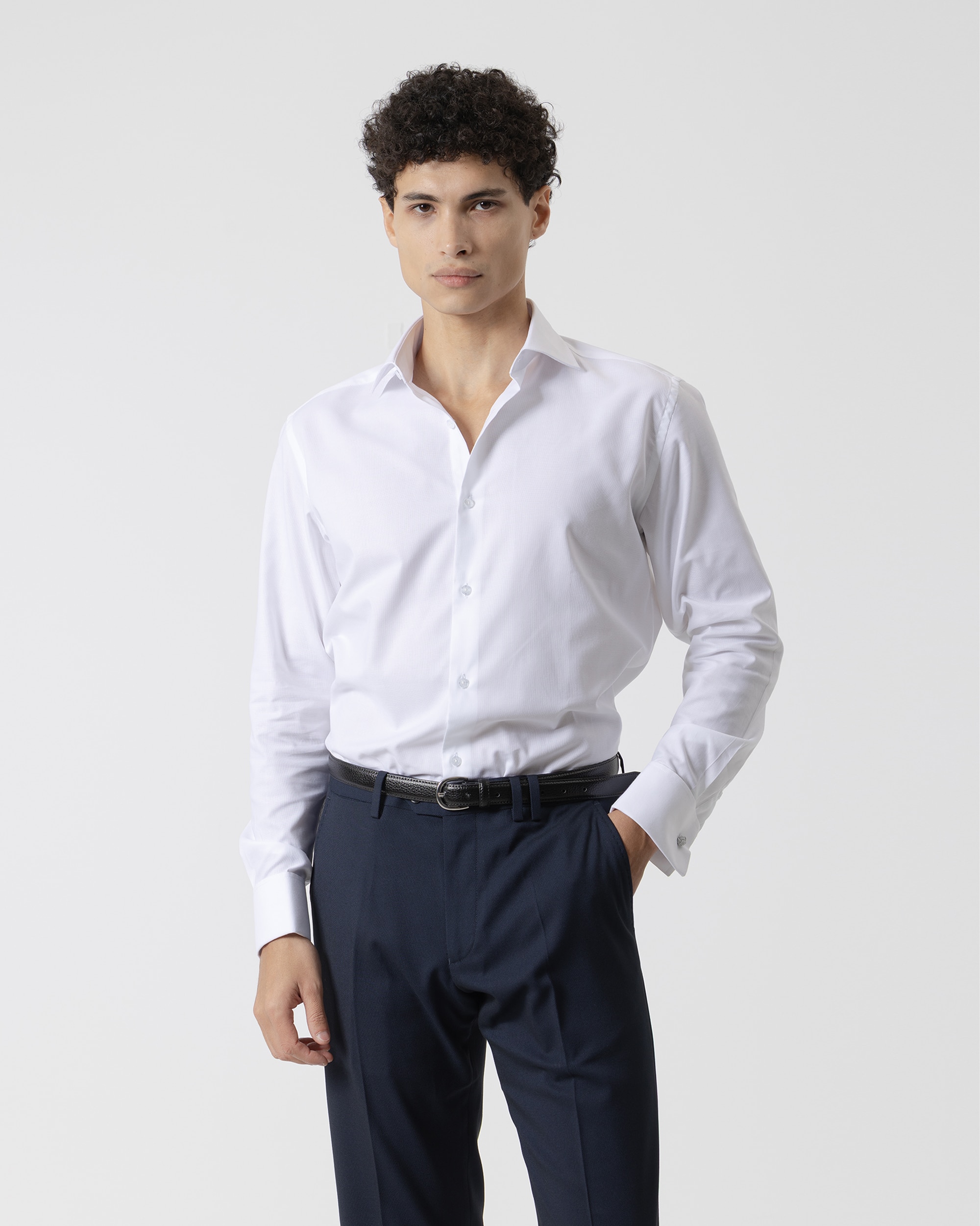PuroEgo - Camisa vestir puño gemelo de hombre regular fit blanca.