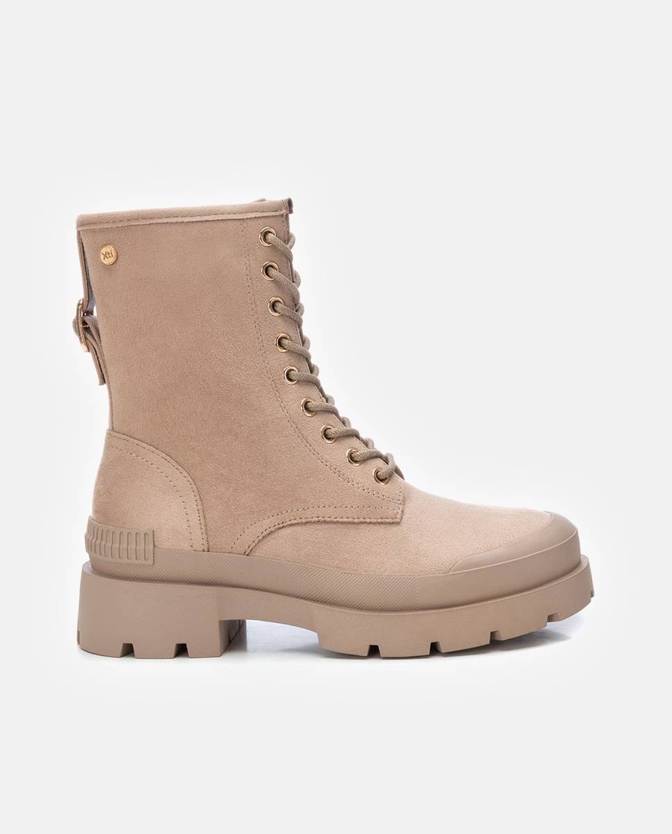 Imagen 0 de Botín militar de mujer con cordones Beige