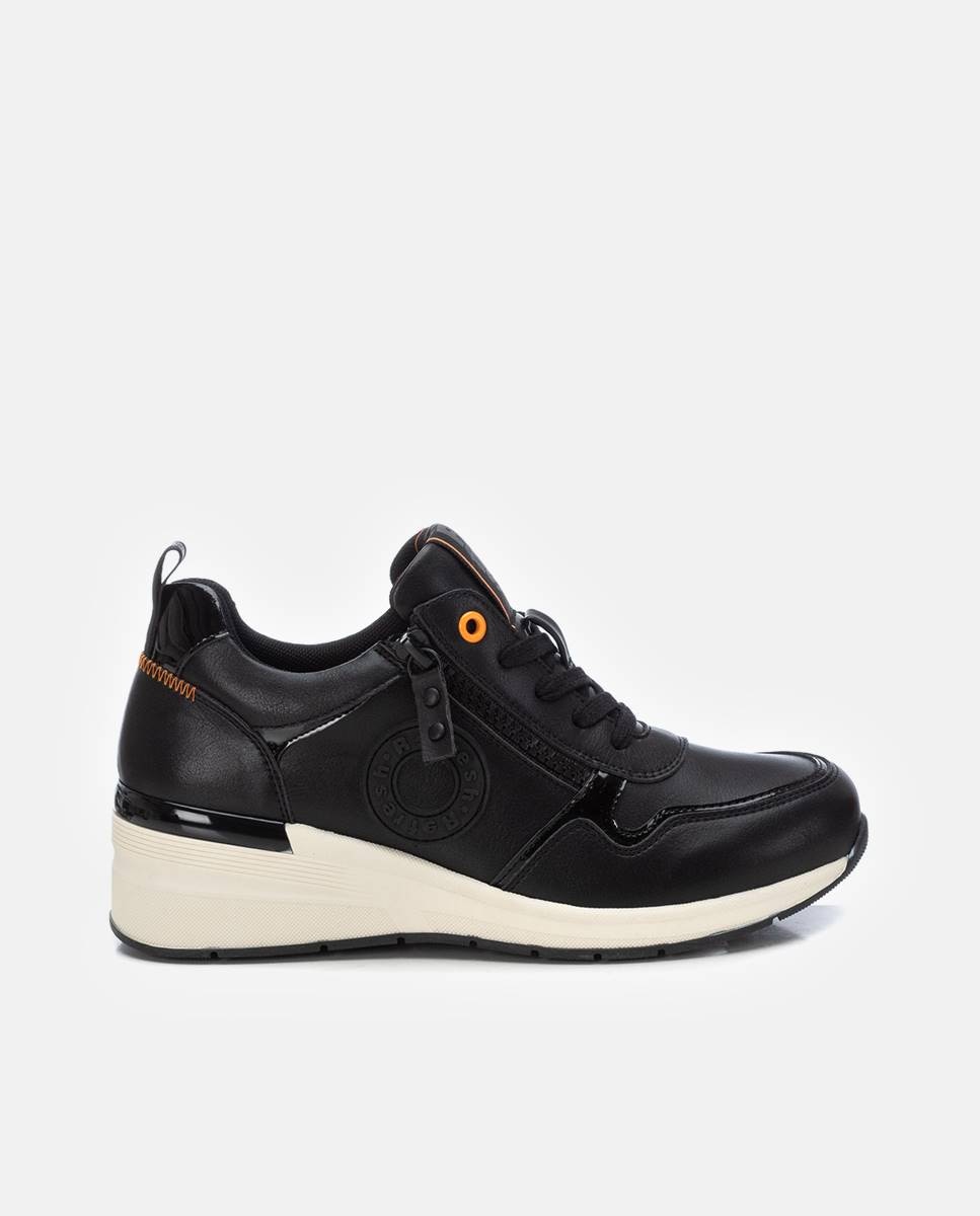 Zapatilla de mujer con cordones y cuña - Refresh - Negro Negro-1